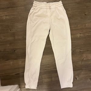 Lululemon joggers